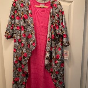 LuLaRoe Small checkered flower pattern Shirley new with tags